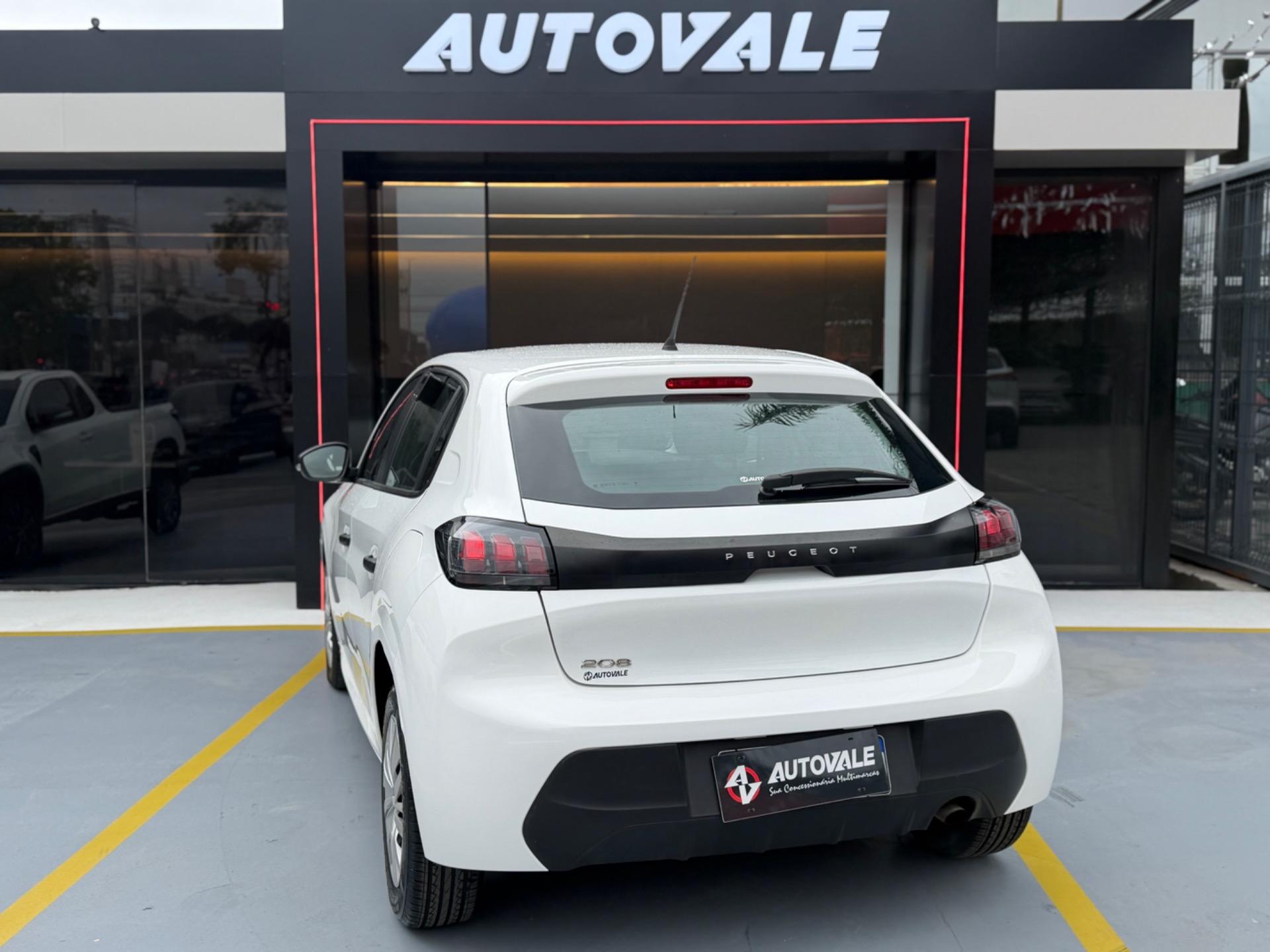 PEUGEOT 208 - Foto