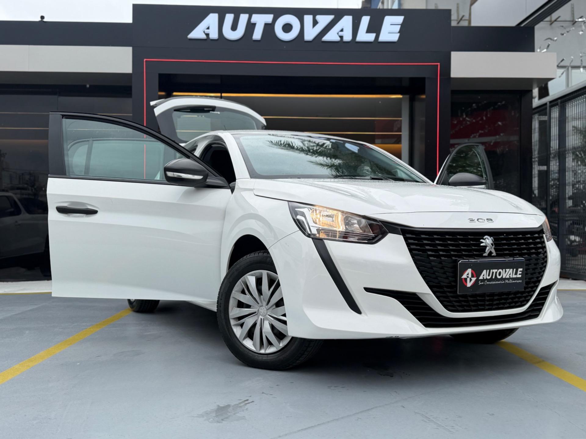 PEUGEOT 208 - Foto