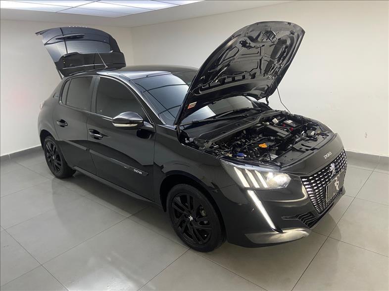 PEUGEOT 208 - Foto
