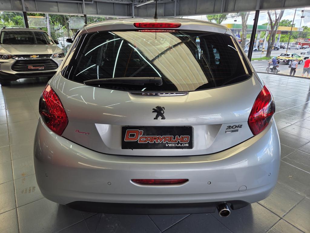 PEUGEOT 208 - Foto