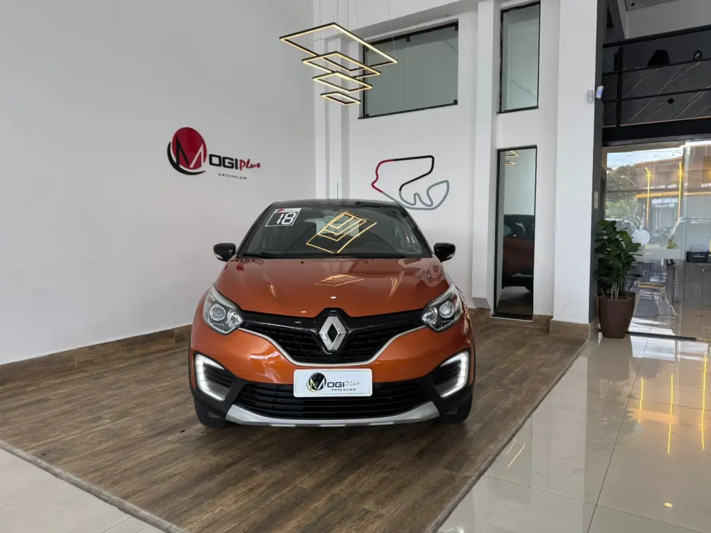 RENAULT Captur - Foto