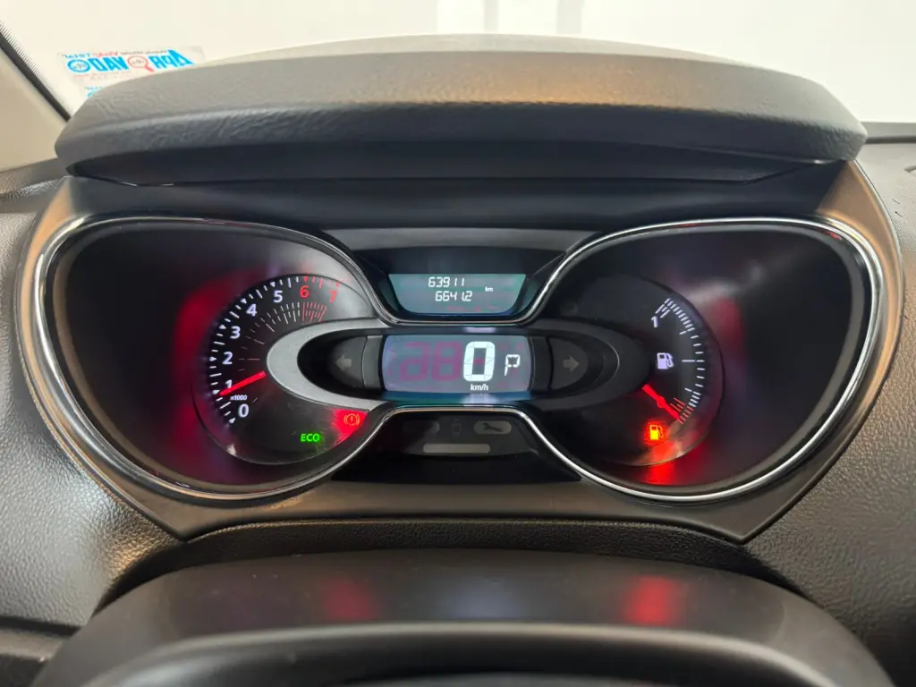 RENAULT Captur - Foto