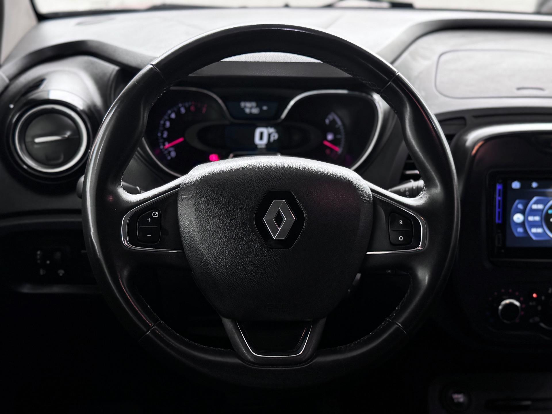 RENAULT Captur - Foto