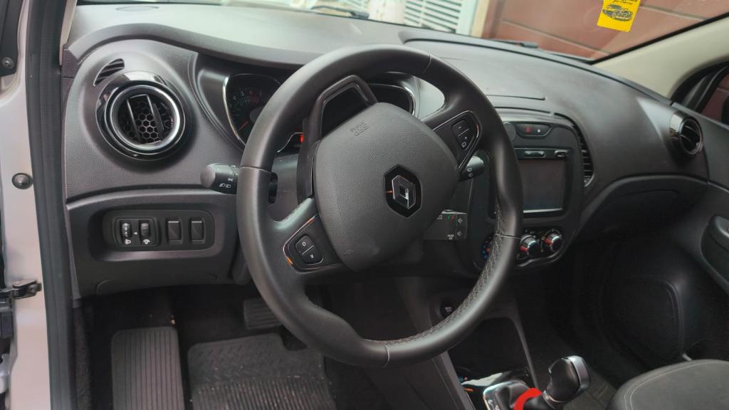 RENAULT Captur - Foto