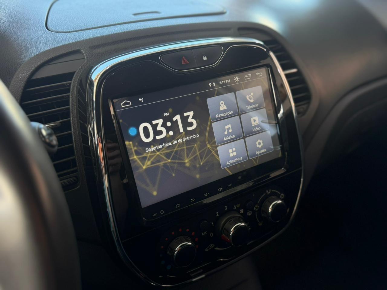 RENAULT Captur - Foto