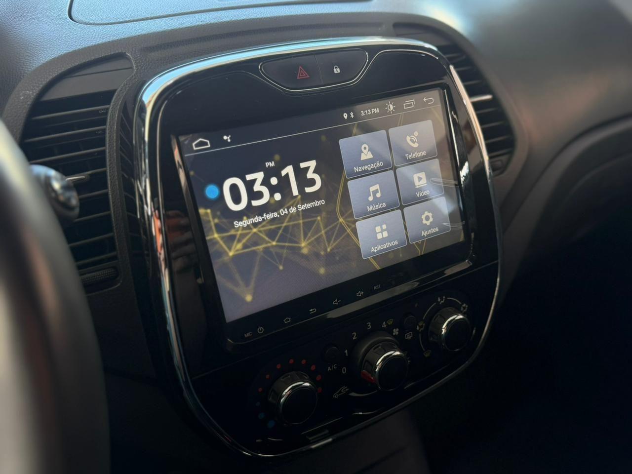 RENAULT Captur - Foto