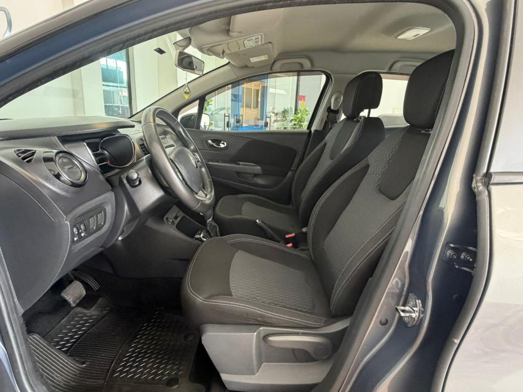 RENAULT Captur - Foto