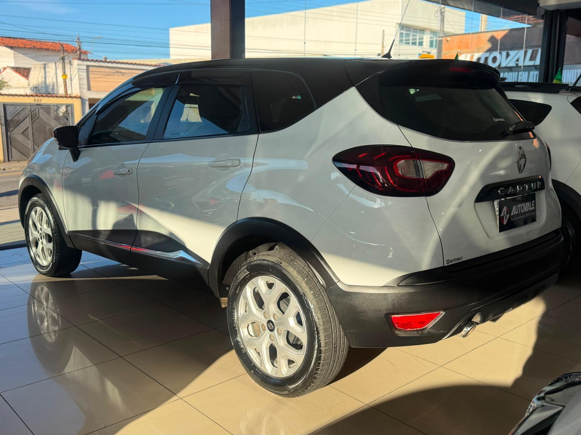 RENAULT Captur - Foto