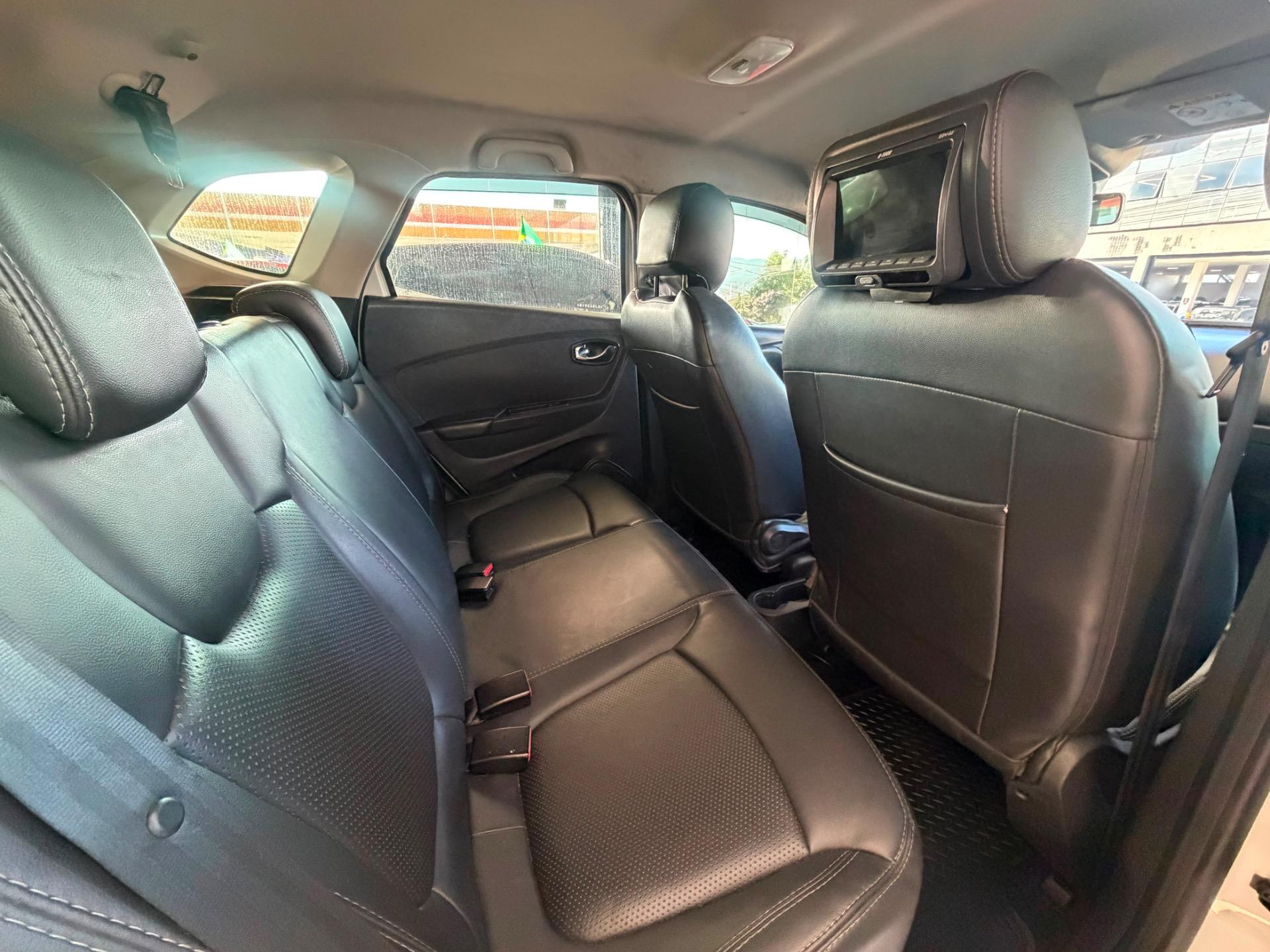 RENAULT Captur - Foto