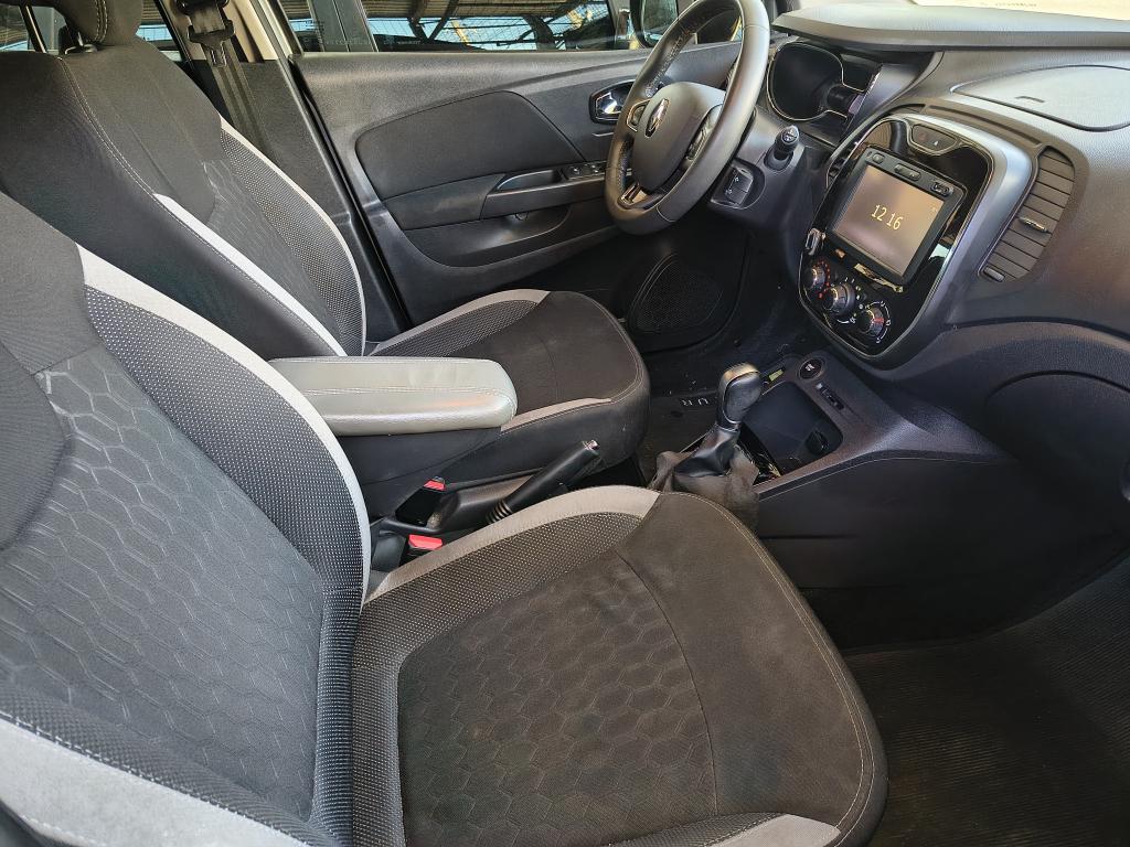 RENAULT Captur - Foto