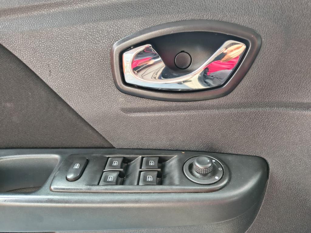 RENAULT Captur - Foto