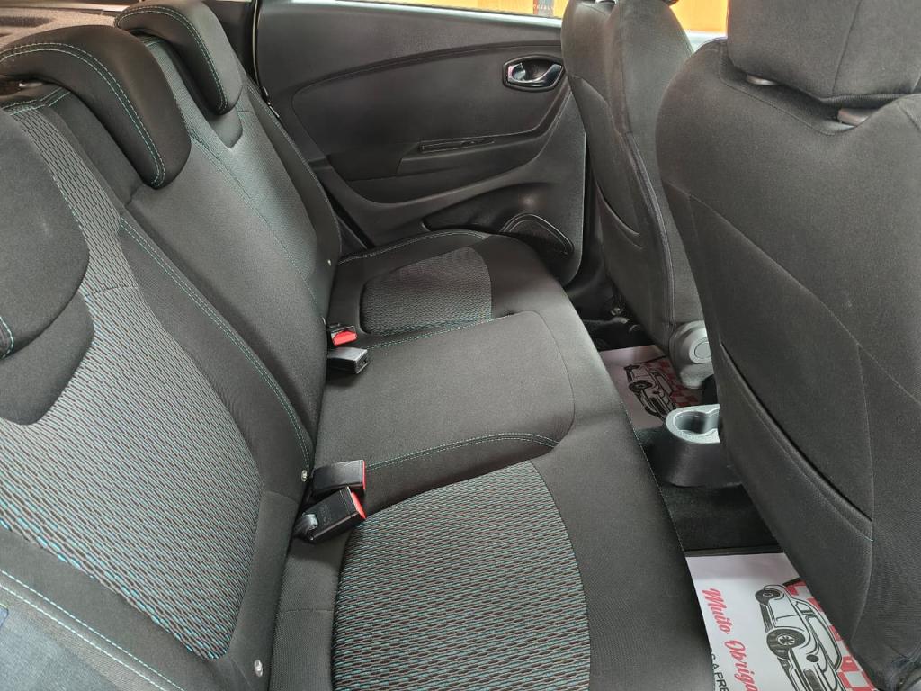 RENAULT Captur - Foto