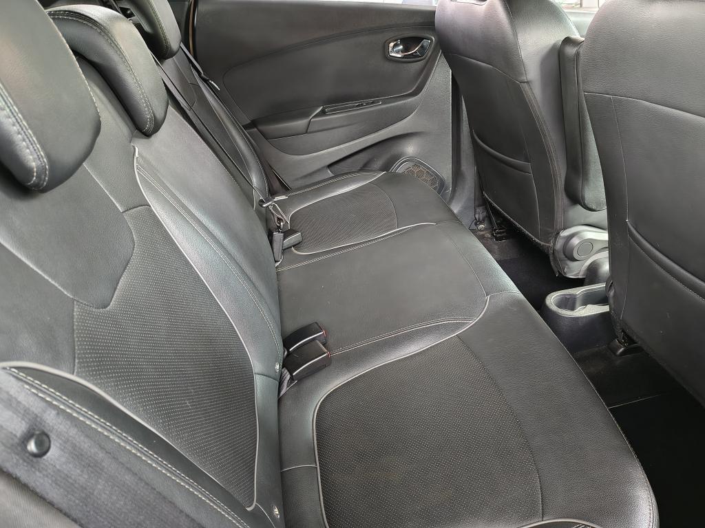 RENAULT Captur - Foto