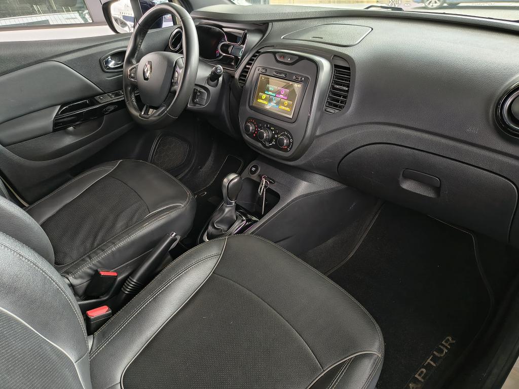 RENAULT Captur - Foto