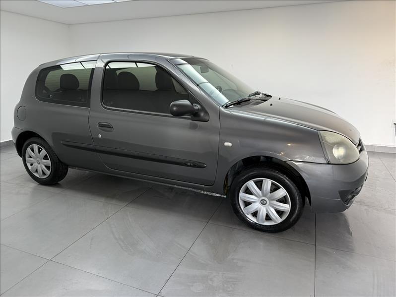 RENAULT Clio Hatch - Foto