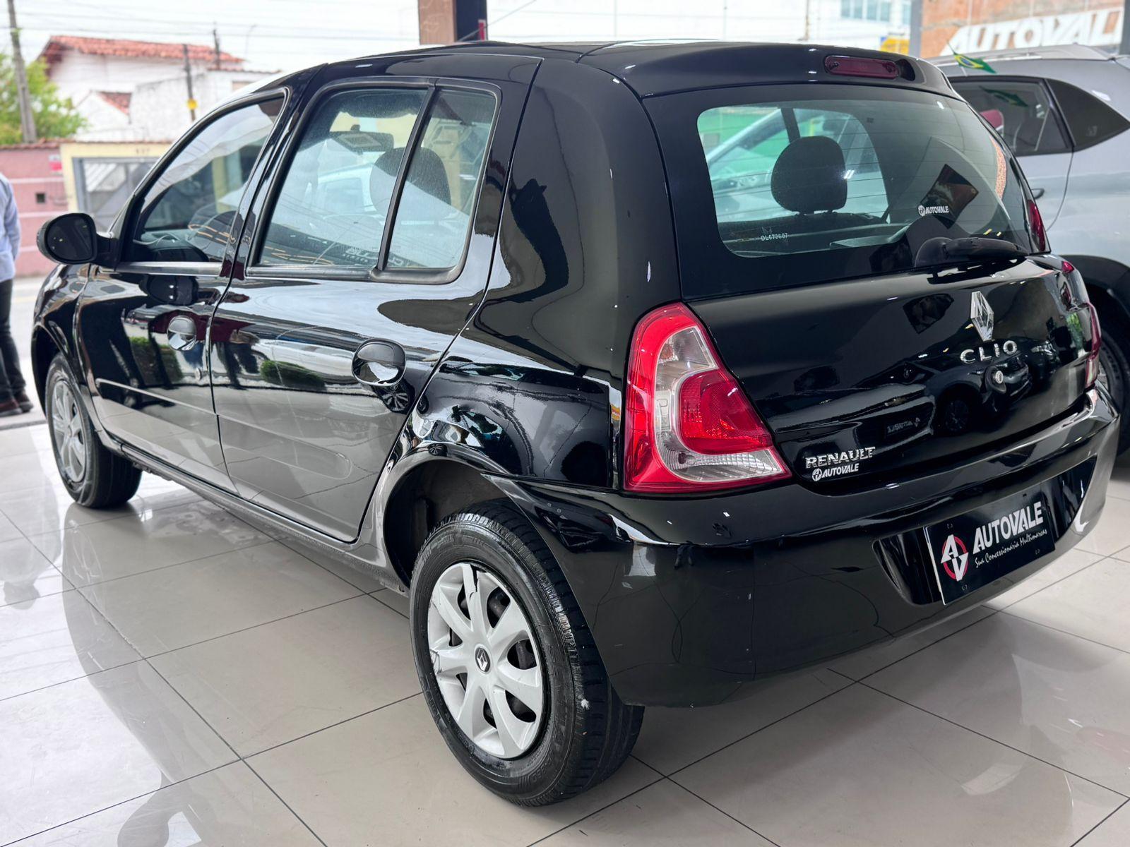 RENAULT Clio Hatch - Foto