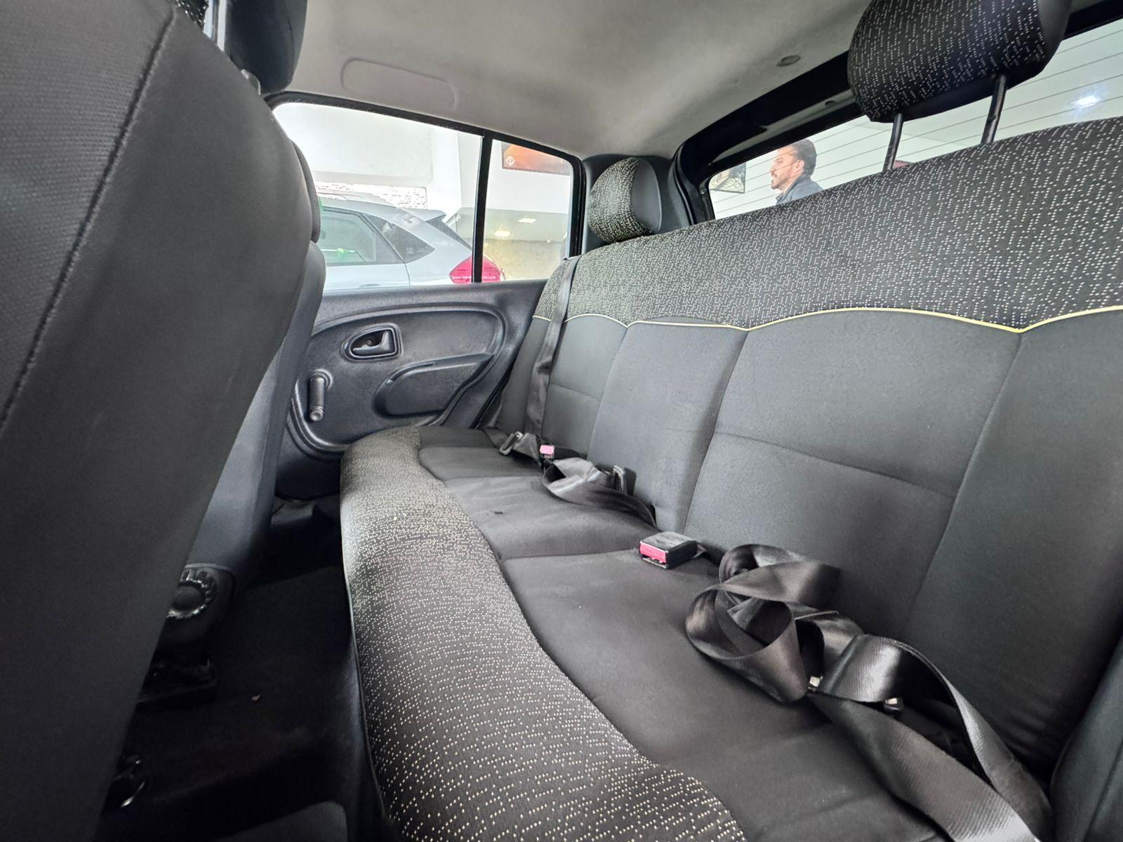 RENAULT Clio Hatch - Foto