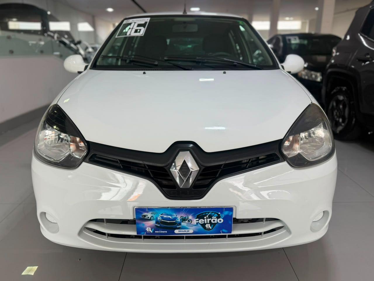 RENAULT Clio Hatch - Foto
