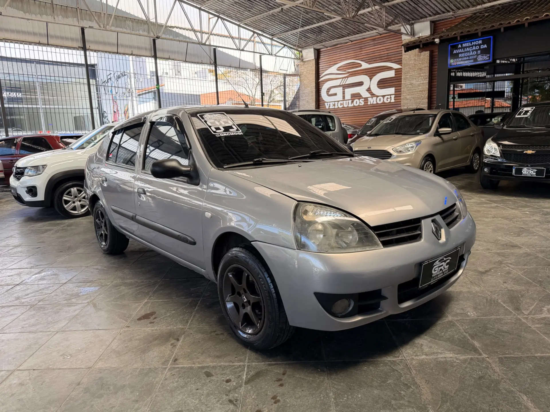 RENAULT Clio Sedan