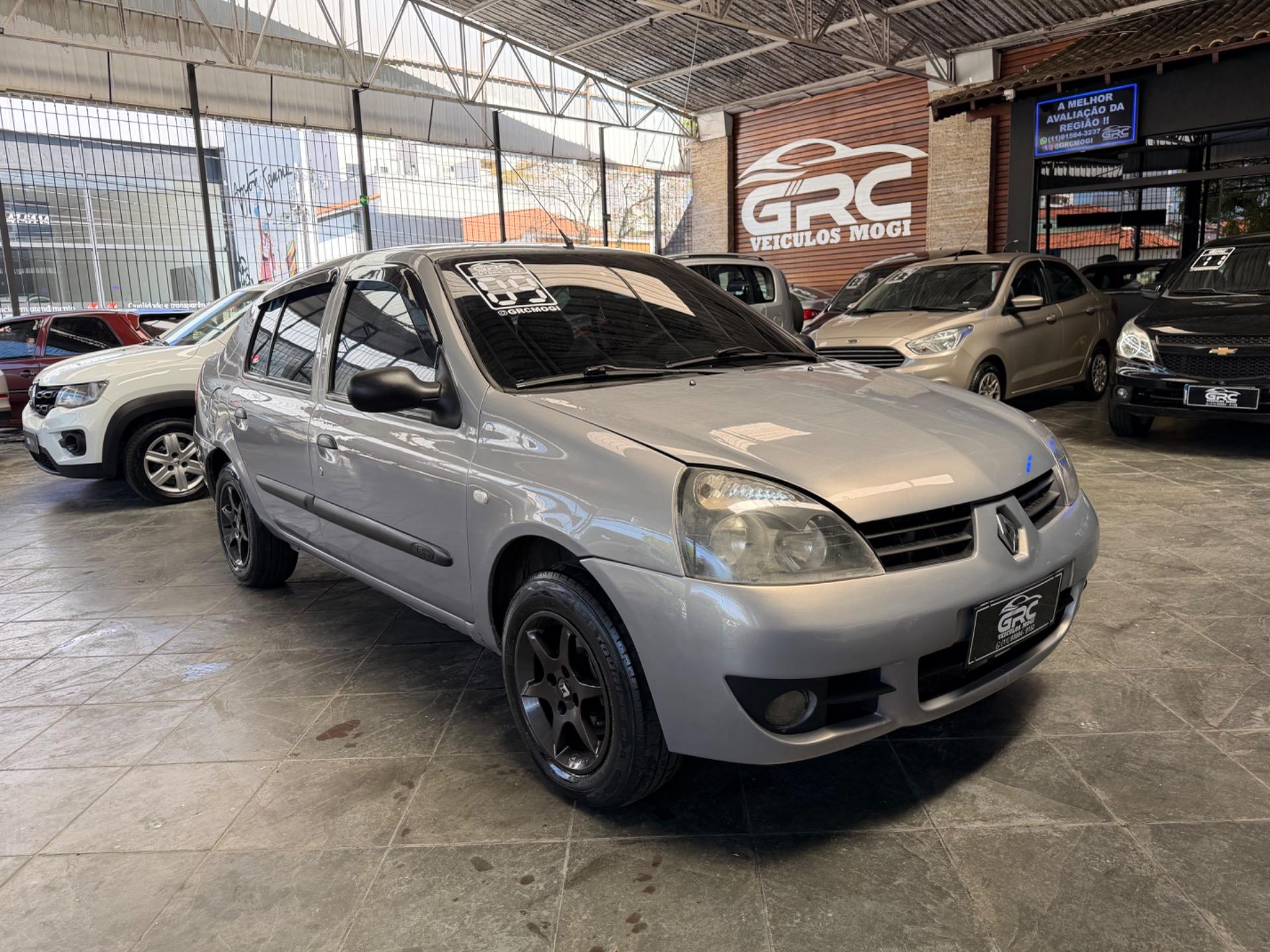 RENAULT Clio Sedan