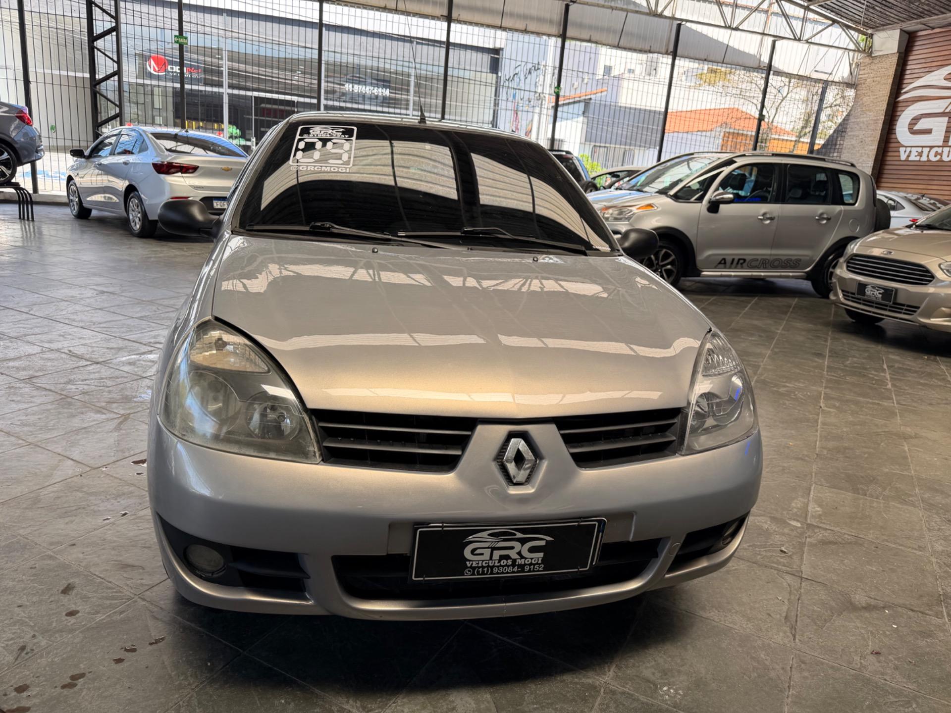 RENAULT Clio Sedan - Foto
