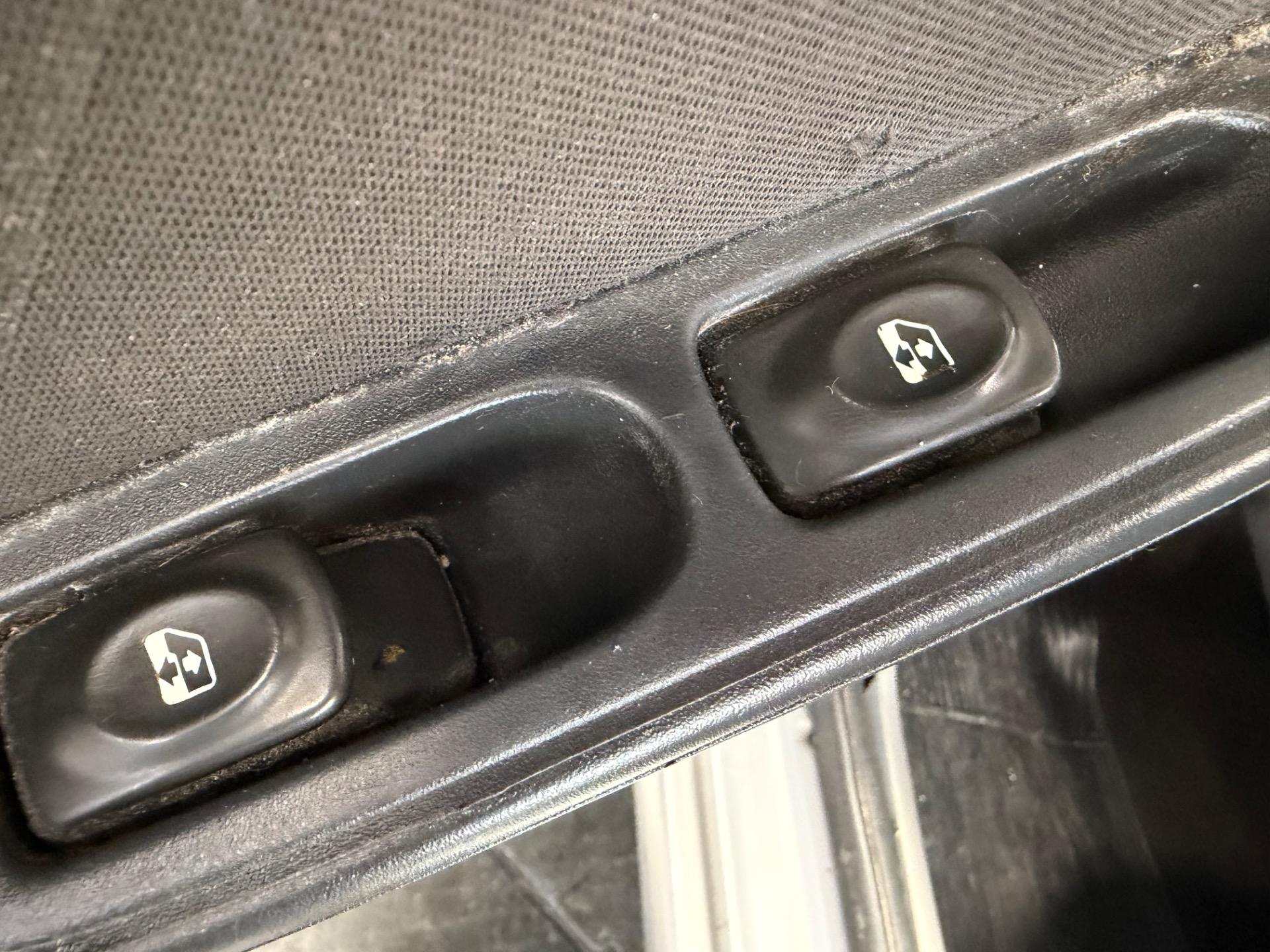 RENAULT Clio Sedan - Foto