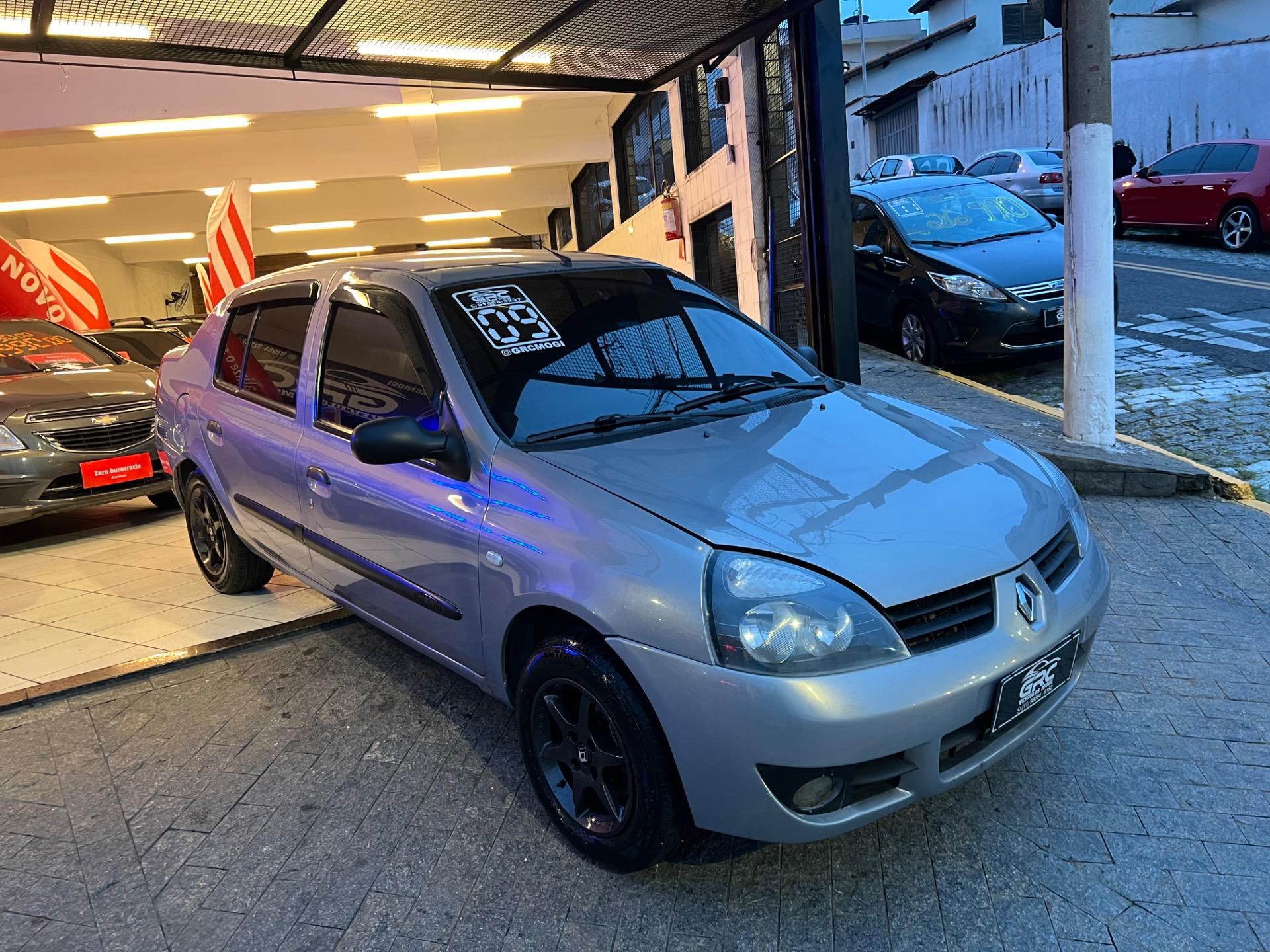 RENAULT Clio Sedan - Foto