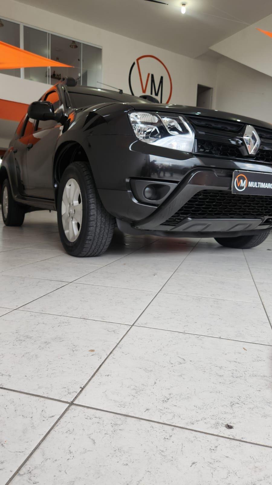 RENAULT Duster - Foto