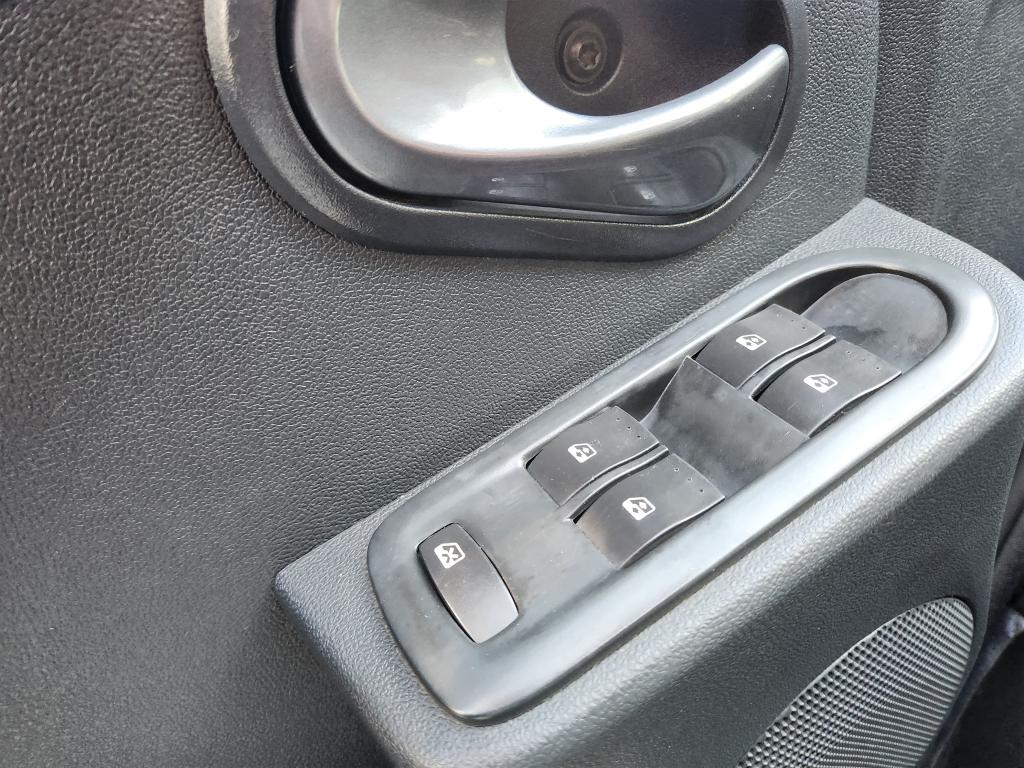 RENAULT Duster - Foto