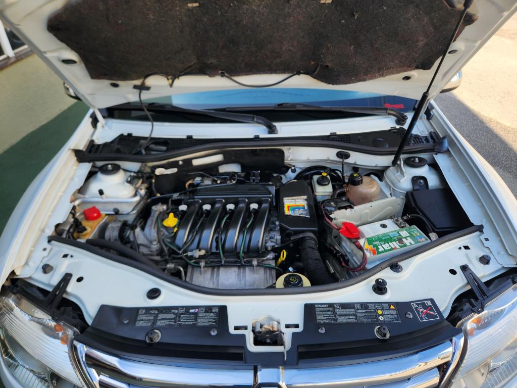 RENAULT Duster - Foto