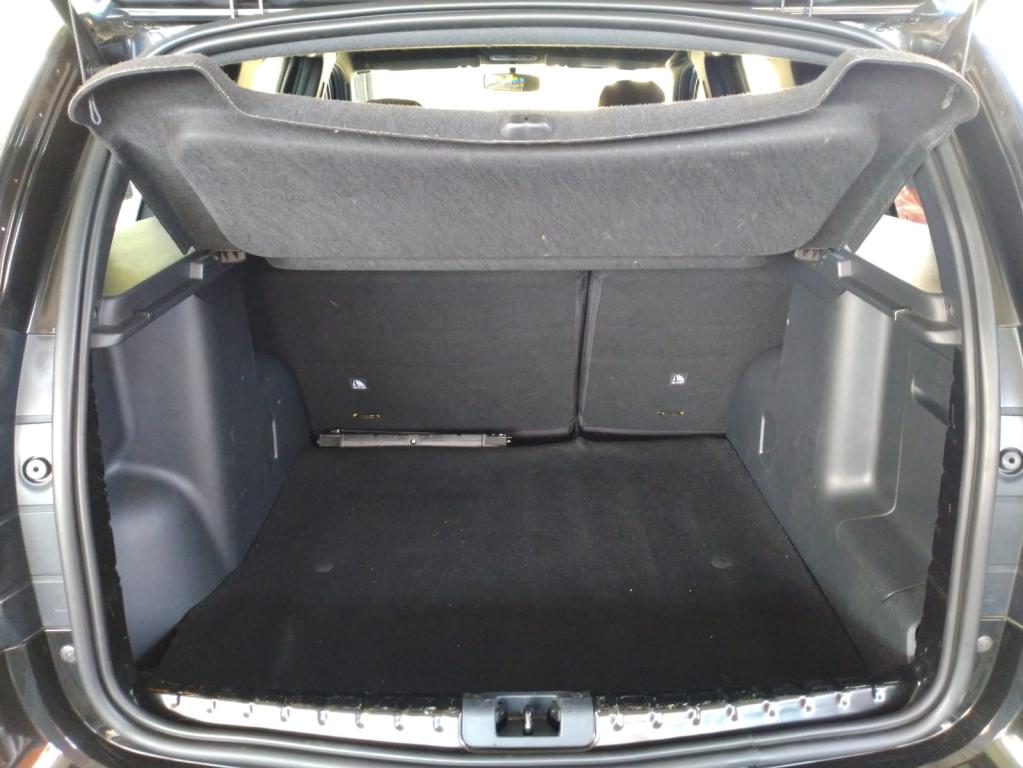 RENAULT Duster - Foto