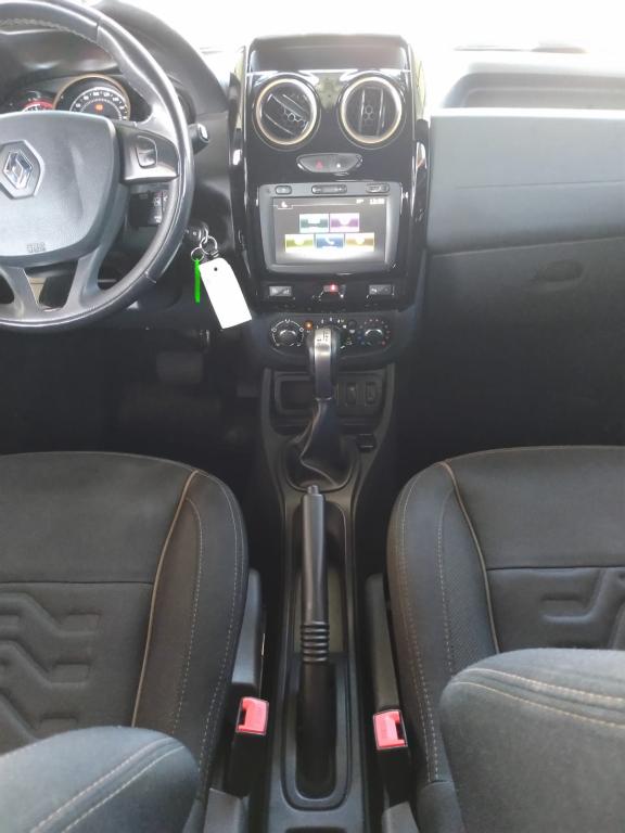 RENAULT Duster - Foto