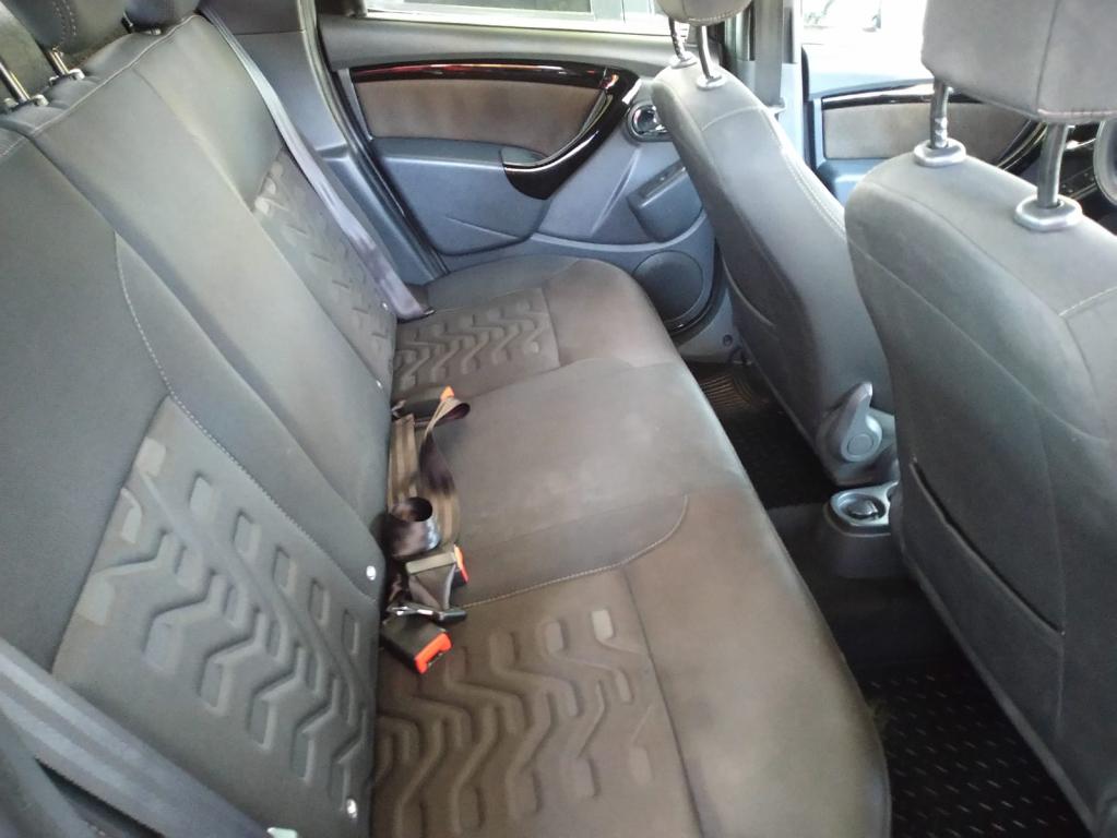 RENAULT Duster - Foto