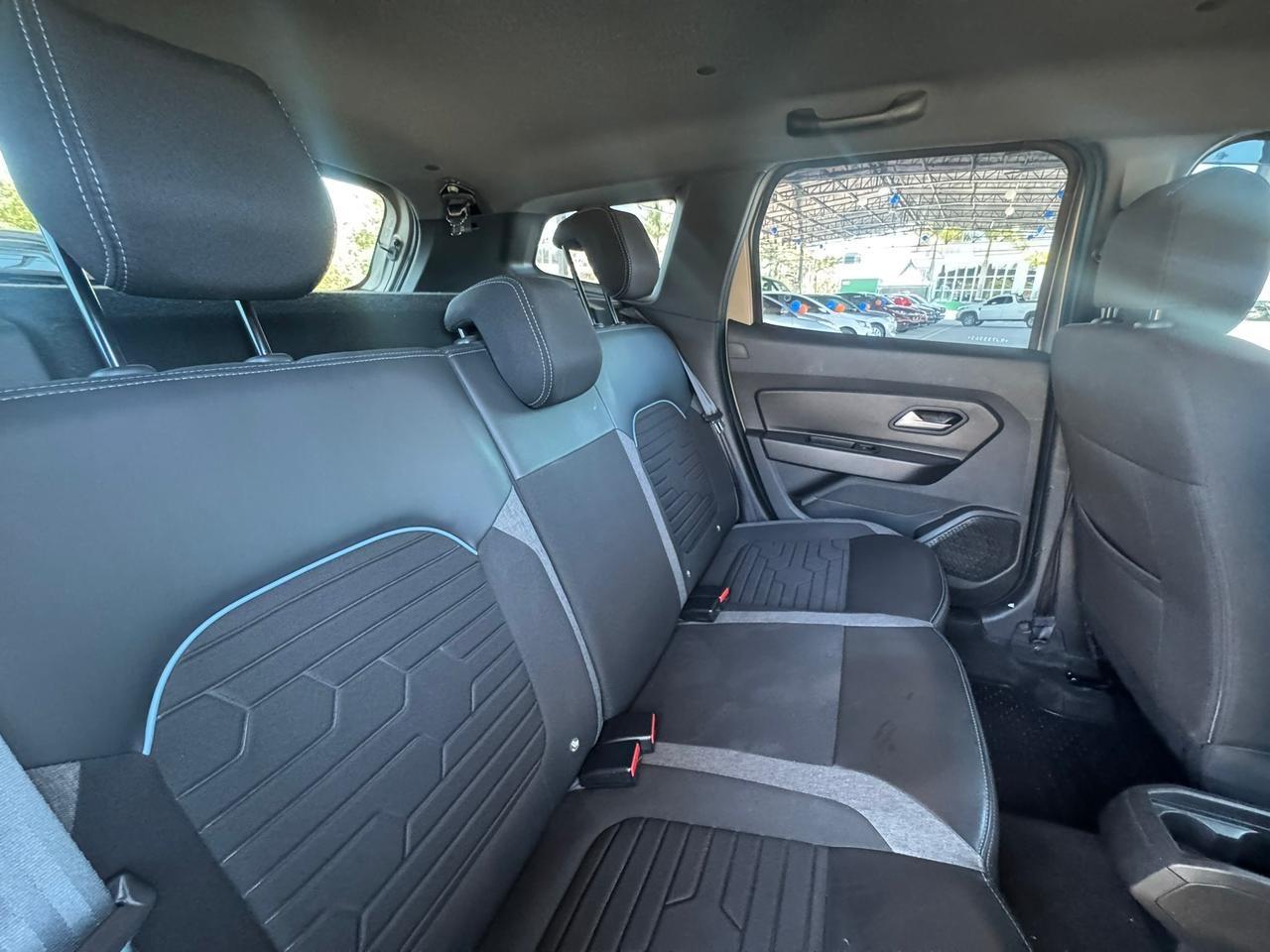 RENAULT Duster - Foto