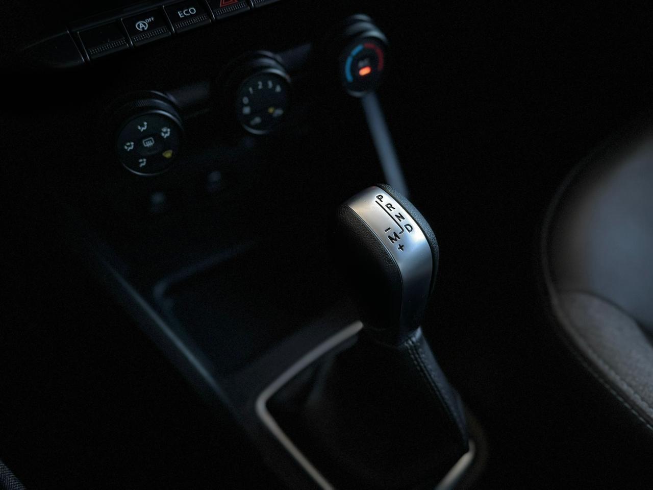 RENAULT Duster - Foto