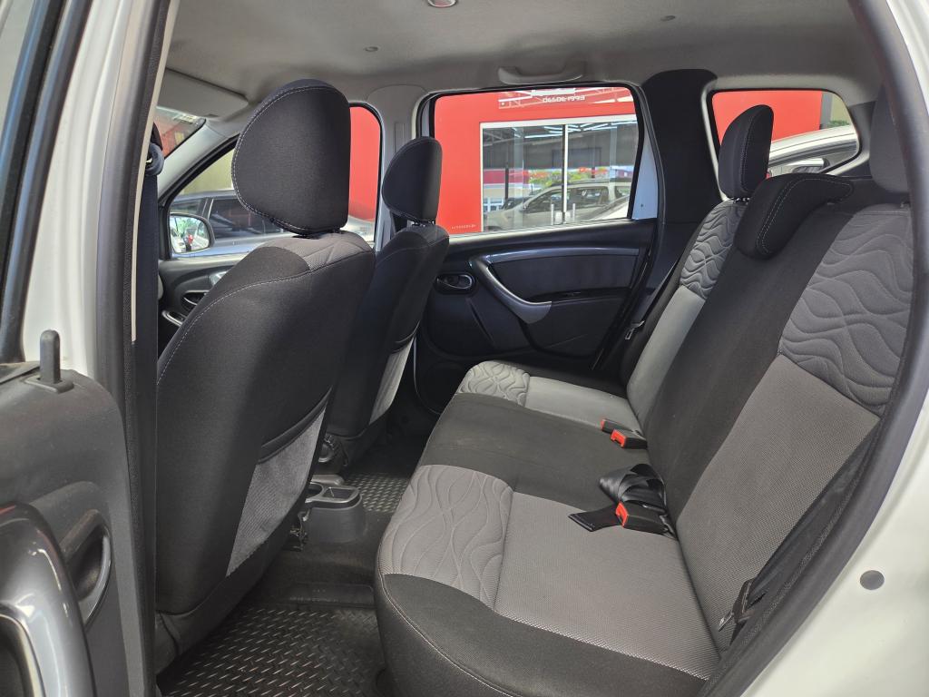 RENAULT Duster - Foto