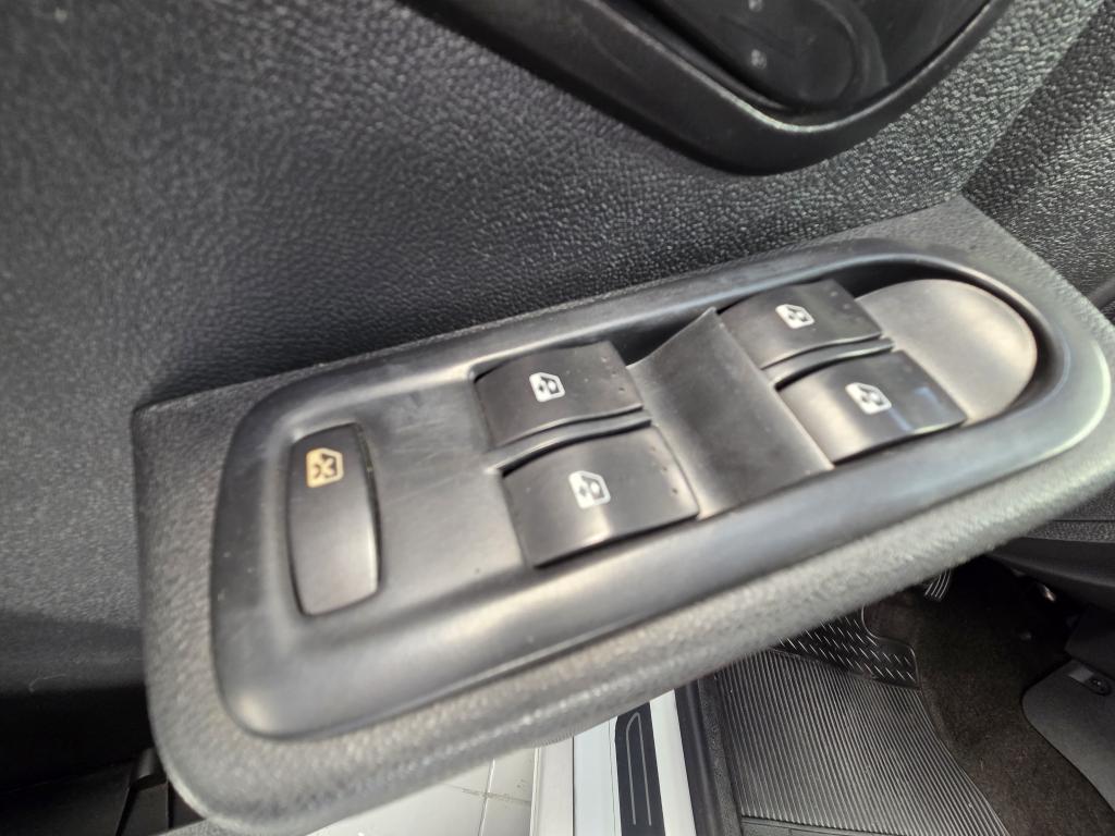 RENAULT Duster - Foto