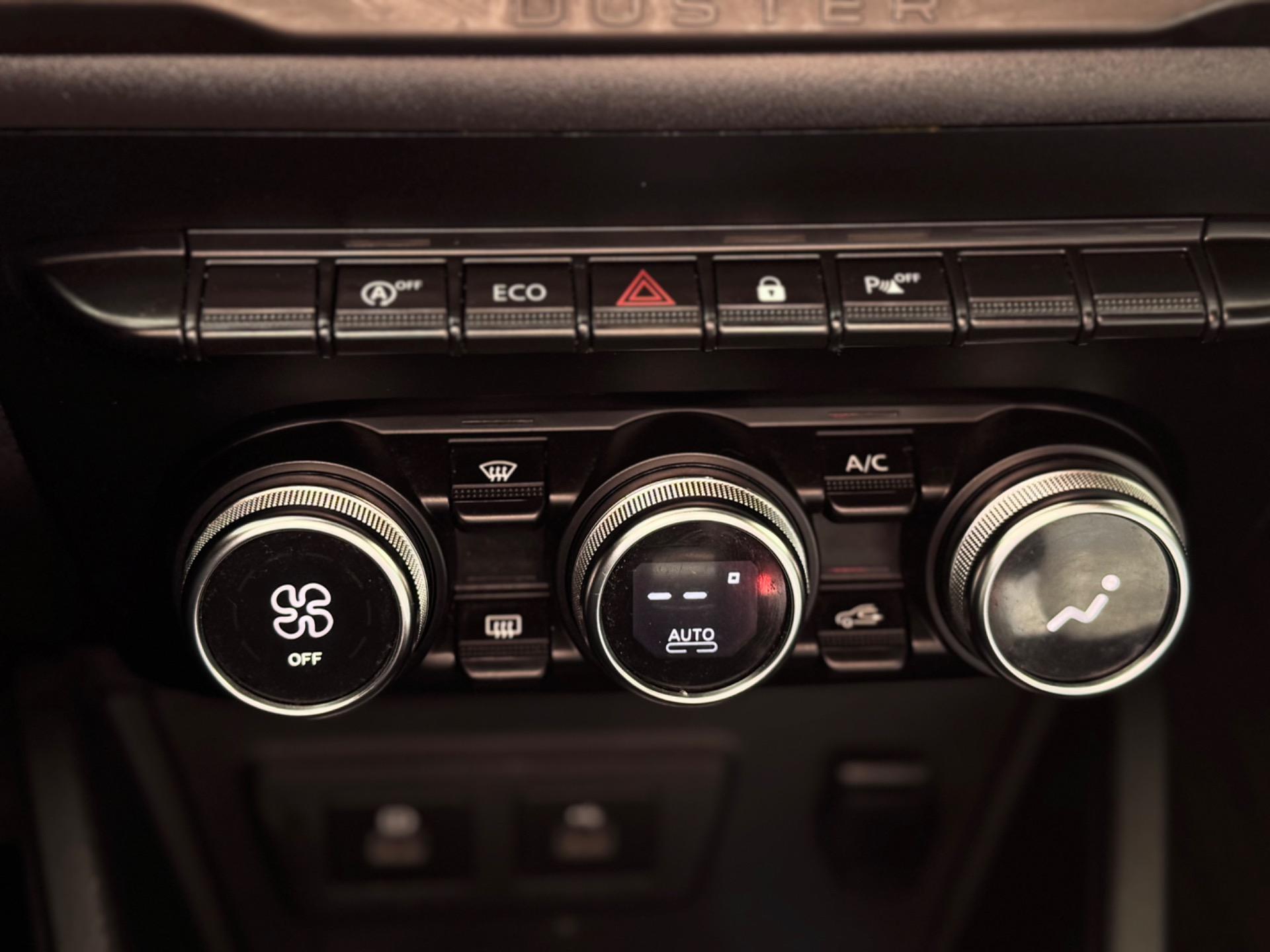RENAULT Duster - Foto