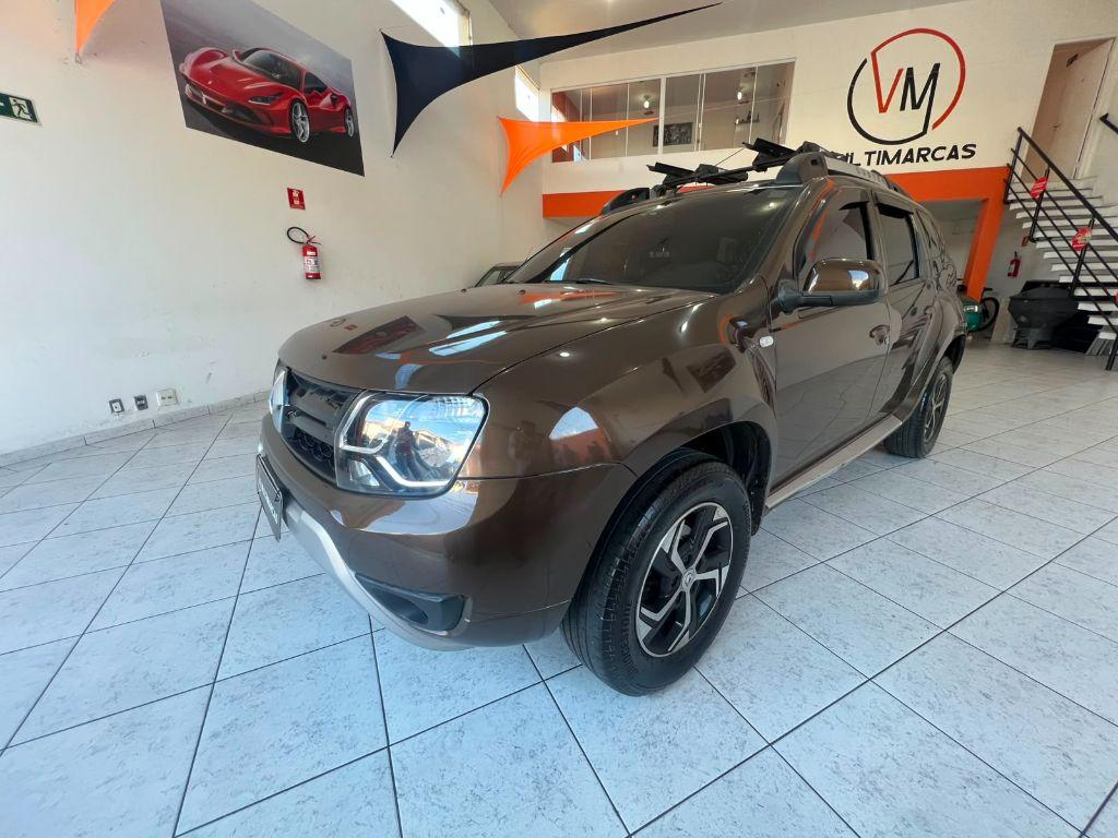 RENAULT Duster - Foto