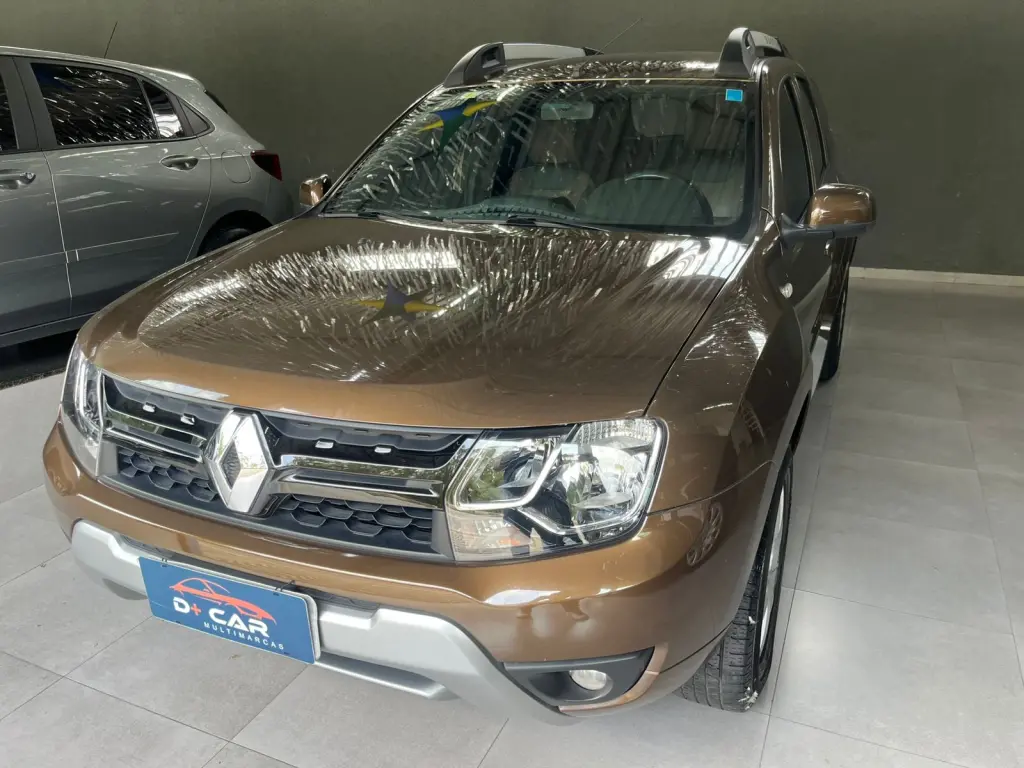 RENAULT Duster - Foto