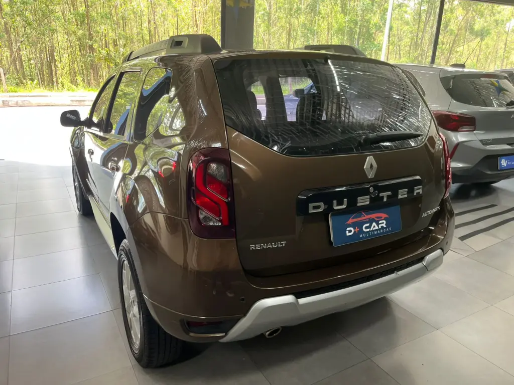 RENAULT Duster - Foto