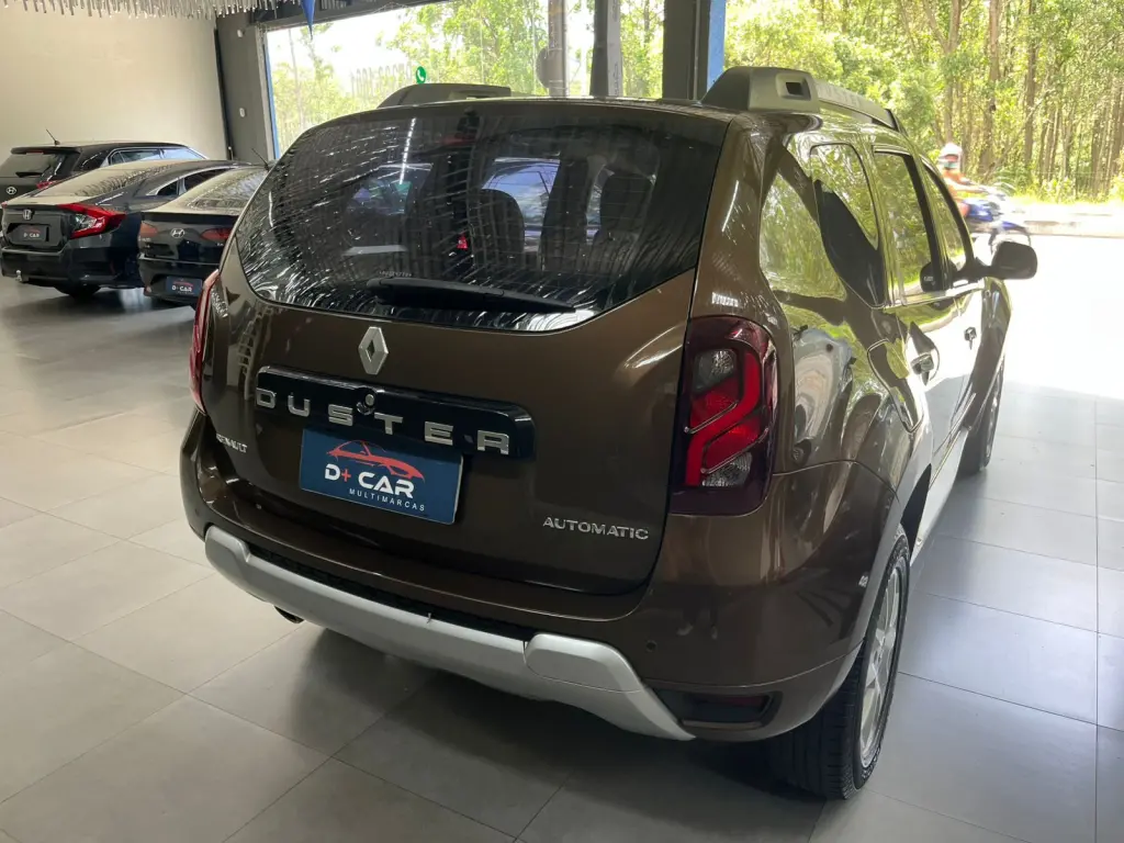 RENAULT Duster - Foto