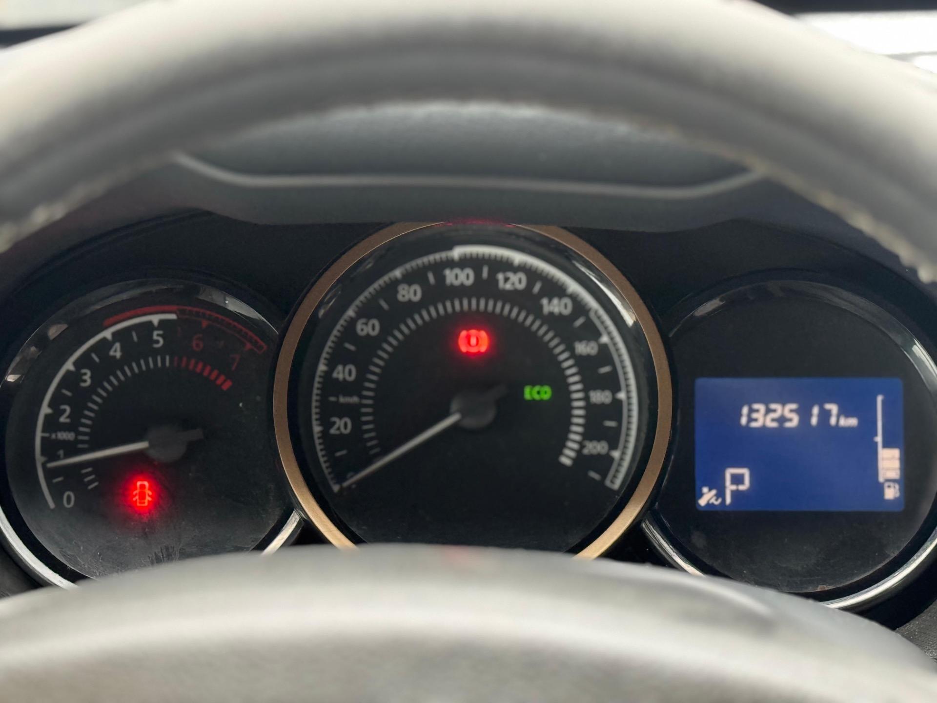 RENAULT Duster - Foto