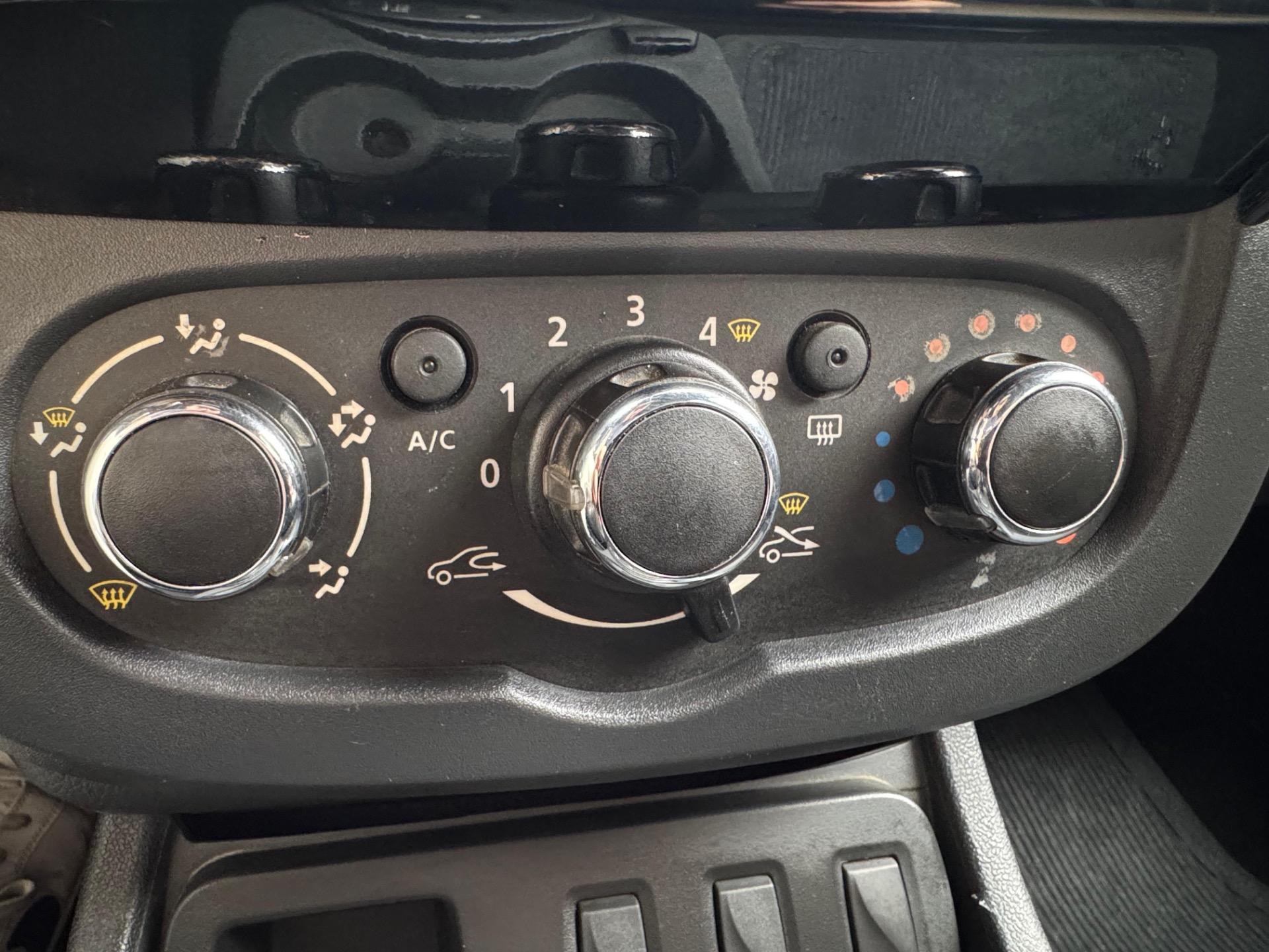 RENAULT Duster - Foto