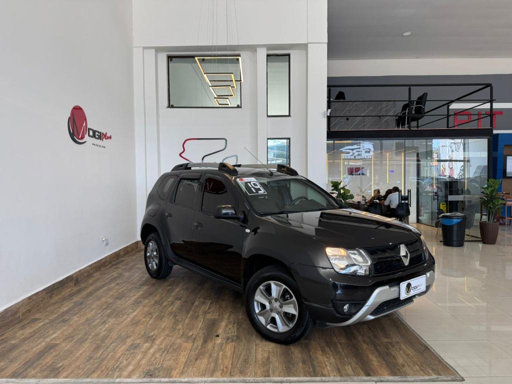 RENAULT Duster - Foto