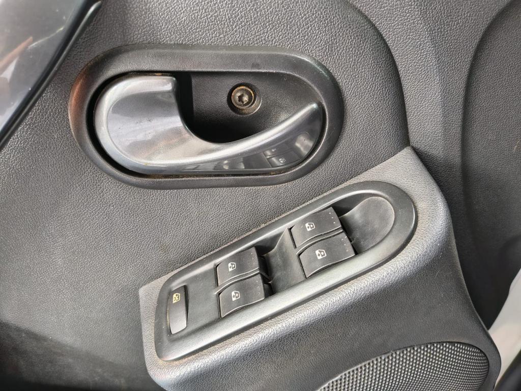 RENAULT Duster - Foto