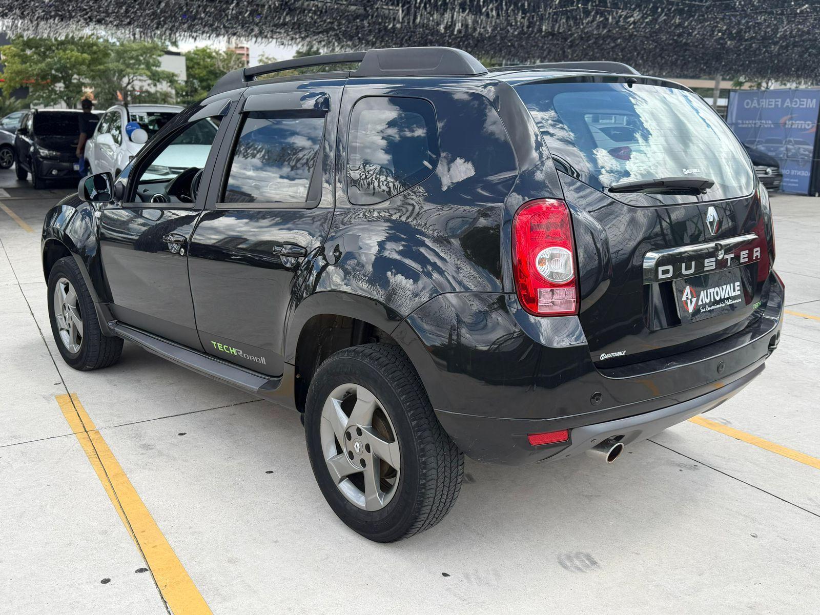 RENAULT Duster - Foto