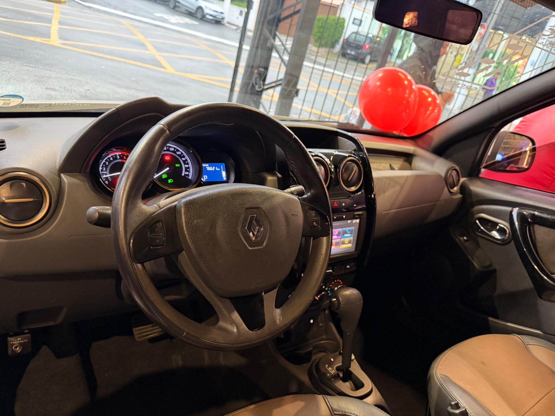 RENAULT Duster - Foto