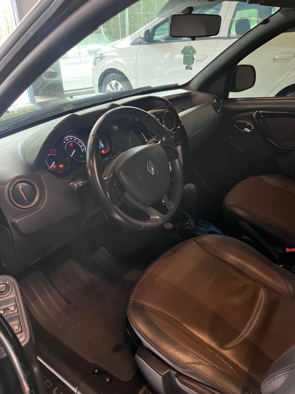 RENAULT Duster - Foto