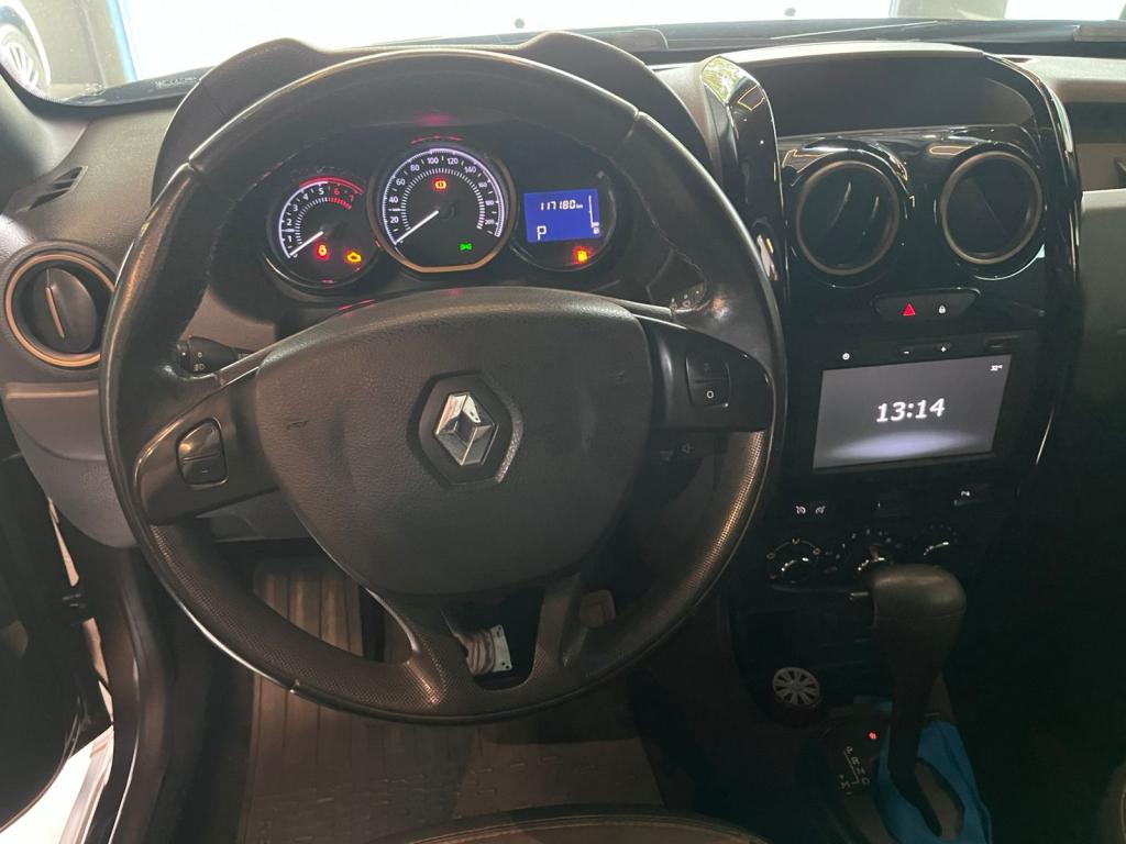 RENAULT Duster - Foto